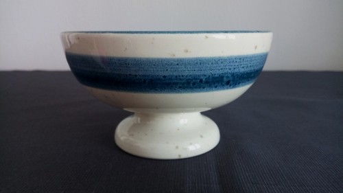 4 Keramikschalen, Dessertschalen, Eisbecher Snacksschale - Bild 4 von 9