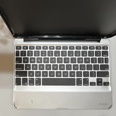 ZAGG Keyboard Folio Case Rigid Plastic w/ Integrated Stand, Black/Silver