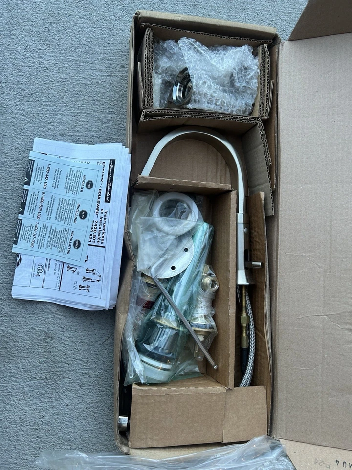 AMERICAN STANDARD LUXURY 7430801.295 AM/STD BERWICK LAV GRIFO NÍQUEL CEPILLADO Foto 2 de 4