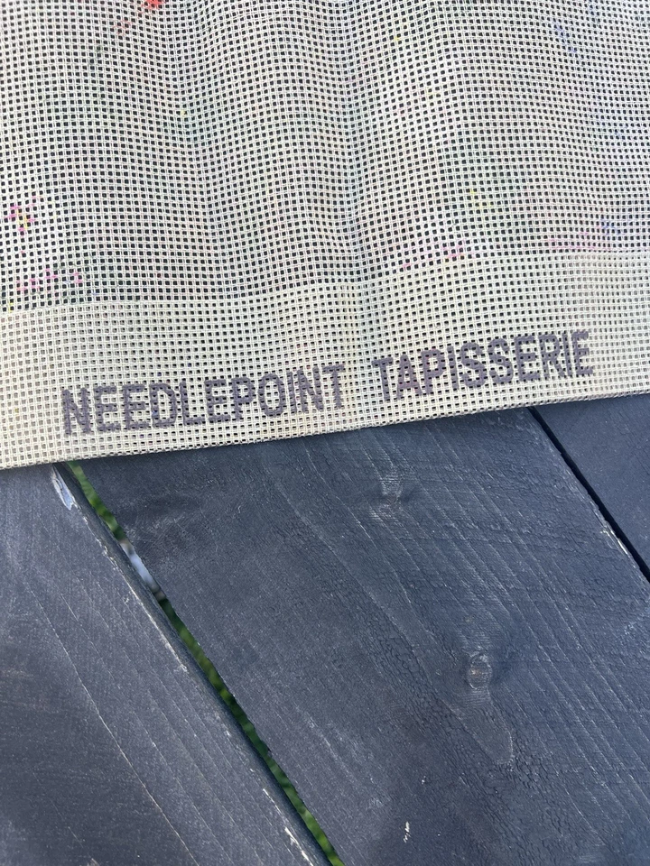 Grafitec NEEDLEPOINT CANVAS Print ROSES In VASE VIOLIN Serigraphy 100% Cotton - Image 2 of 4