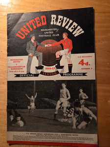 Manchester United Review match program  Nov. 3, 1956 vs. Wolverhampton Wanderers