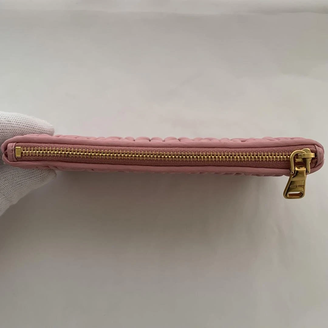 MIU MIU Pochette in pelle rosa matelassé elegante mini borsa trapuntata dal Giappone