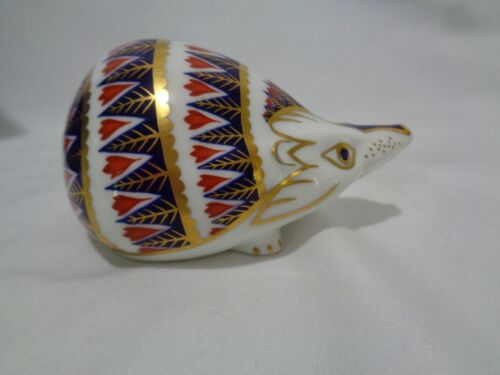 Royal Crown Derby England Hedgehog Imari Paperweight - Picture 5 of 14