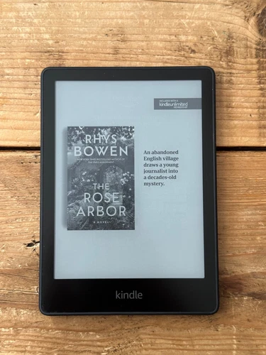 Amazon Kindle Paperwhite 11th Generation 8GB (2023) - WiFi, Black, With Ads F19