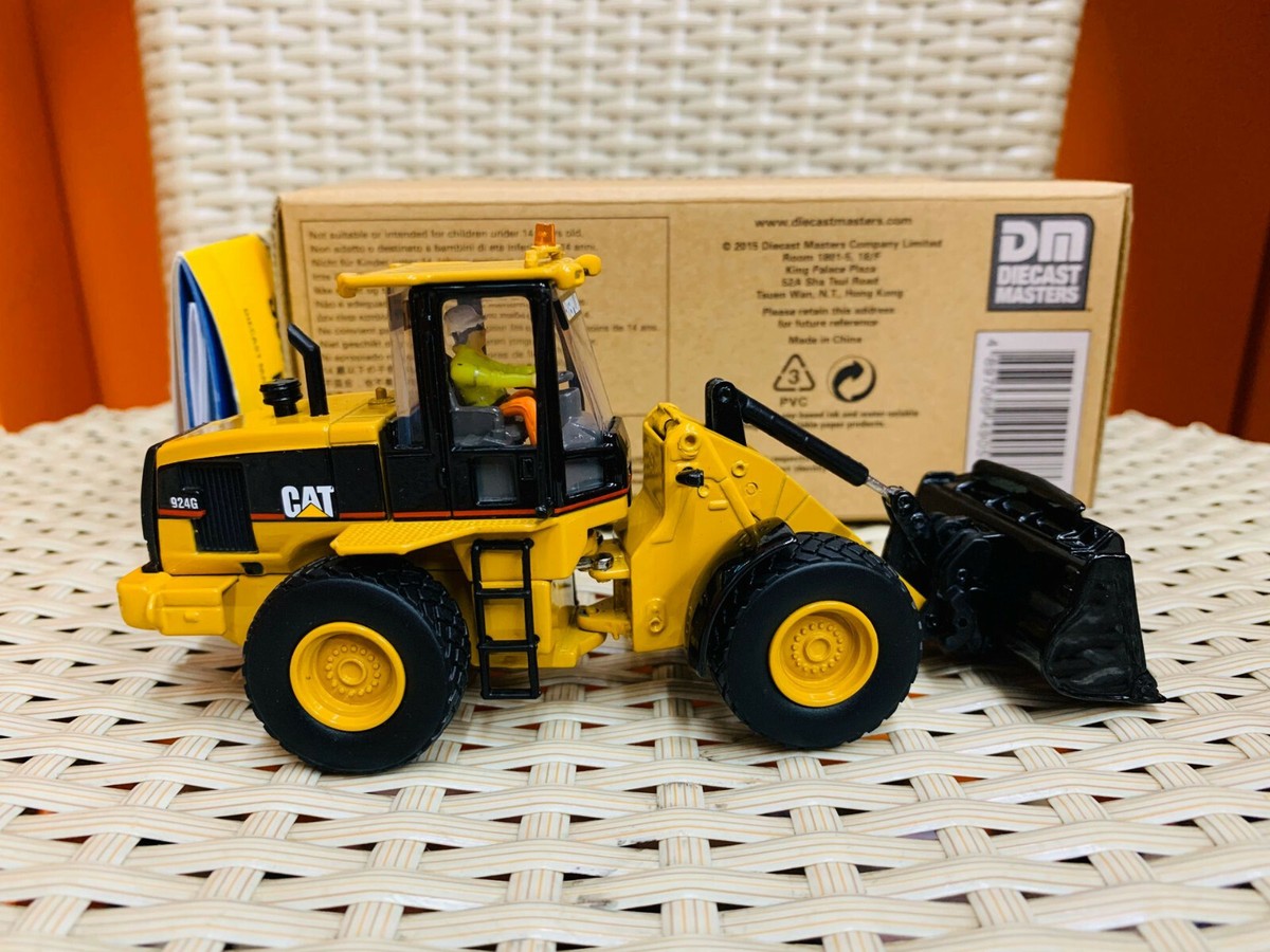 Caterpillar Cat 924G Versalink Wheel Loader 1:50 Scale