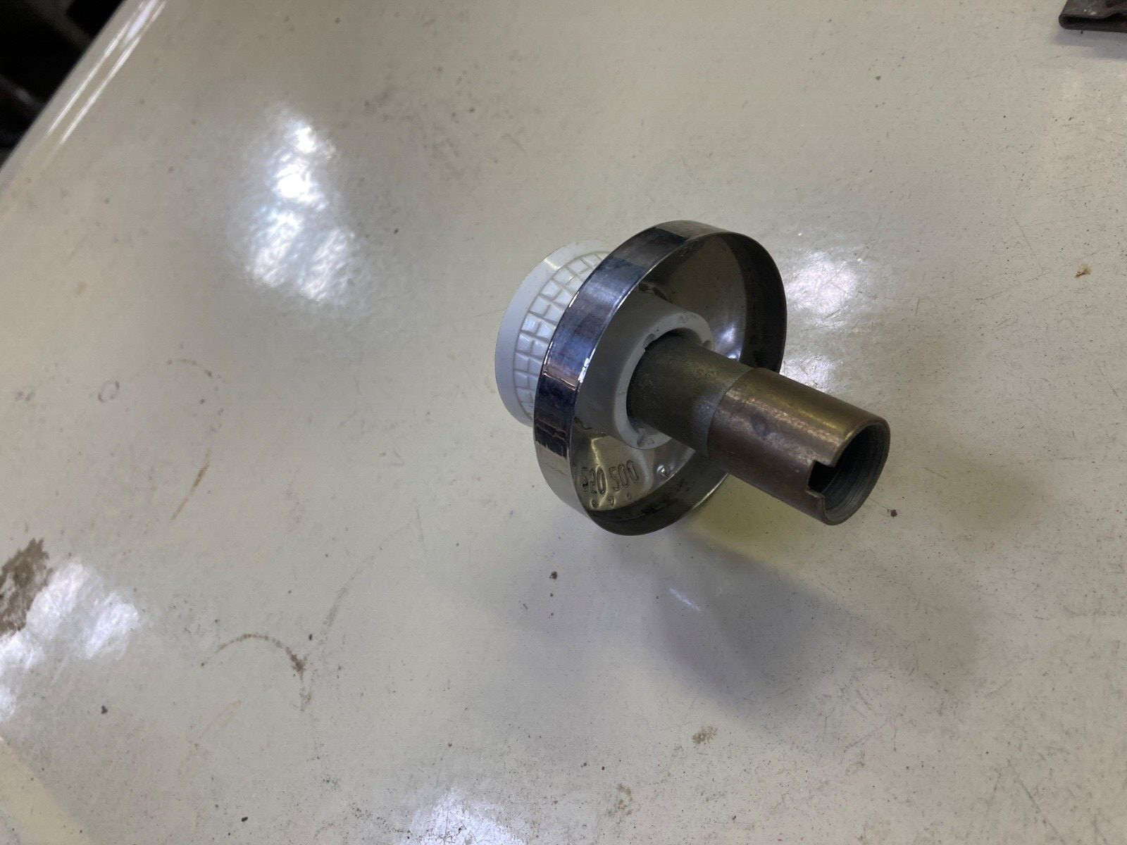 Antique "Universal" Gas Range Oven Thermostat Knob