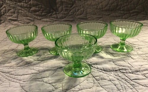 Vintage Green Uranium Depression Glass Ice Cream Sherbet Set of 5 Cup Dish