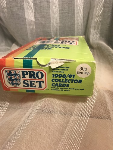 1990-91 Pro Set Football (Soccer) Box 48 Packs. 9 Photo & Fact Cards Per Pack - Picture 2 of 10