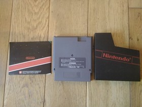 Nintendo NES Action Set Console Boxed Complete with Spares  Or Repairs Nes