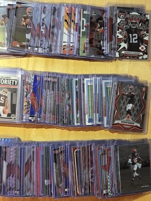 Cleveland Browns Team Lot ( 121 Cards ) - Rookies, Parallels, Inserts, Silvers..