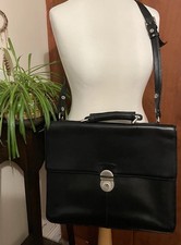 Valigetta M&S uomo donna unisex nera vera pelle tracolla chiudibile in ottime condizioni