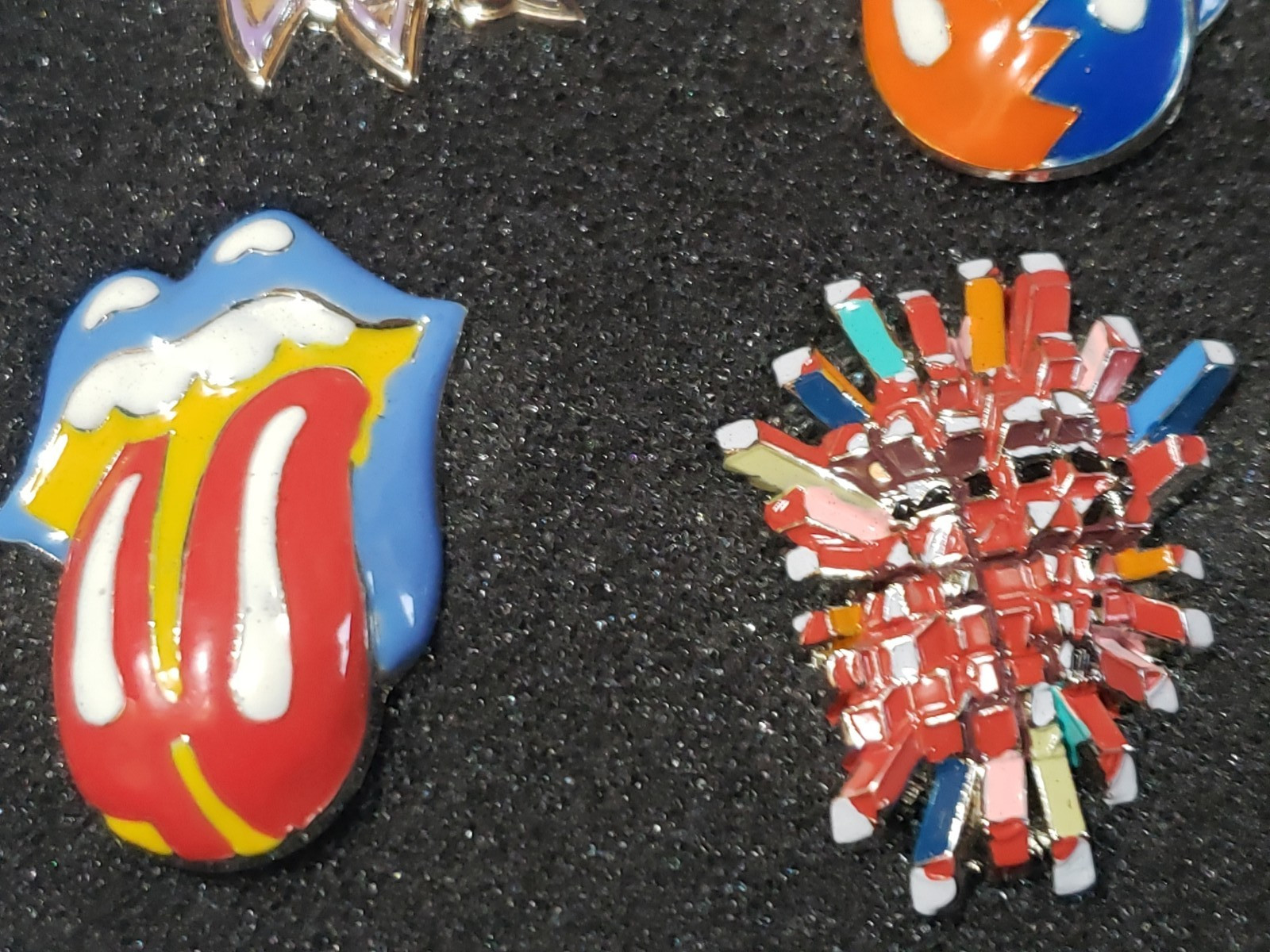 Rare Rolling Stones 50th Anniversary Tour Limited Edition Pin Set with COA