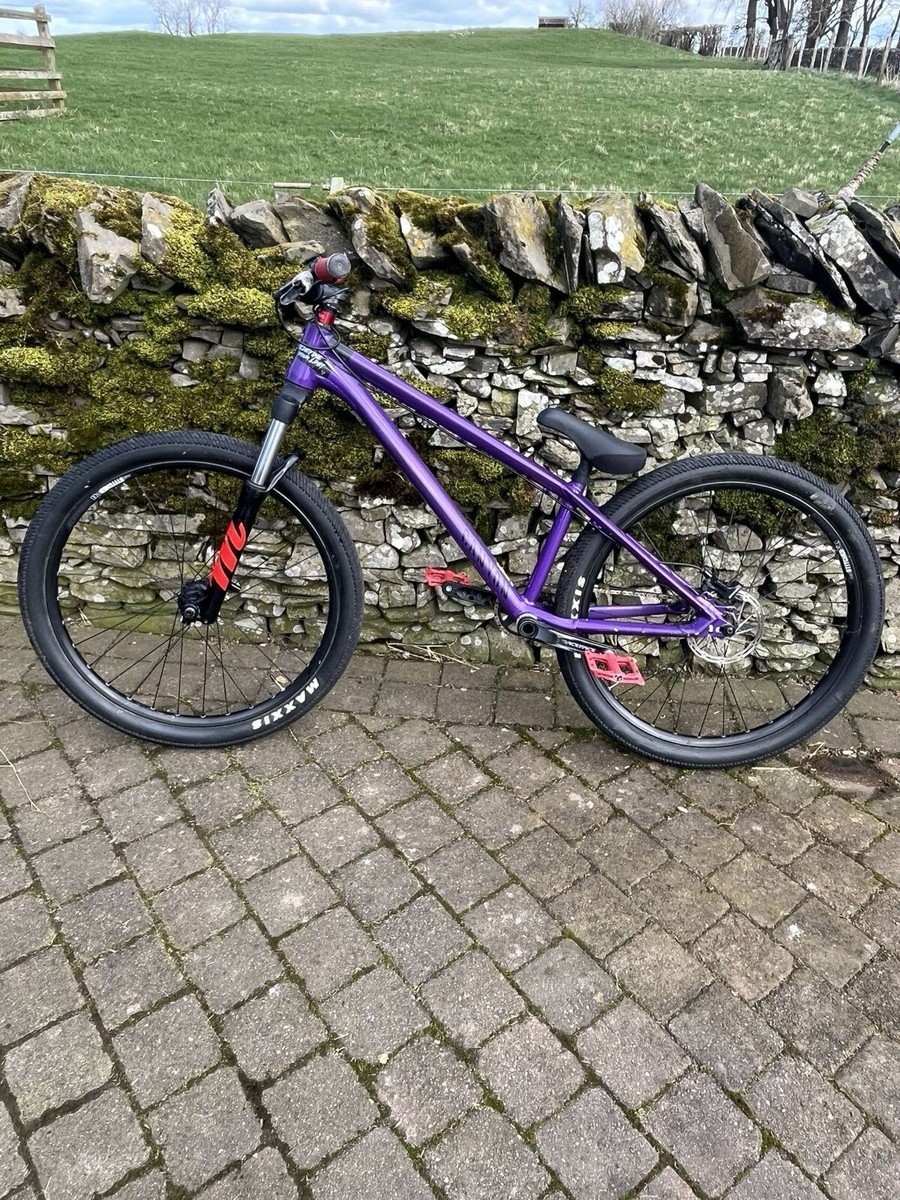 Canyon 2022 Stitched 360 Jump Bike FOR SALE