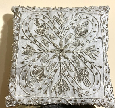 TWO S COMPANY Silver Metallic Beaded Sparkle Christmas Snowflake Pillow