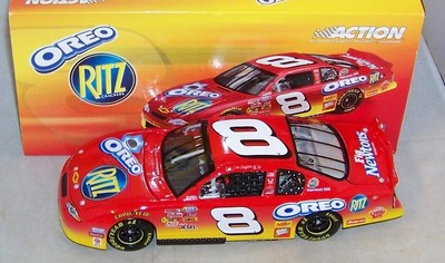 1:24 ACTION 2003 #8 OREO RITZ DALE EARNHARDT JR BUSCH DEI MONTE CARLO SS MIB 