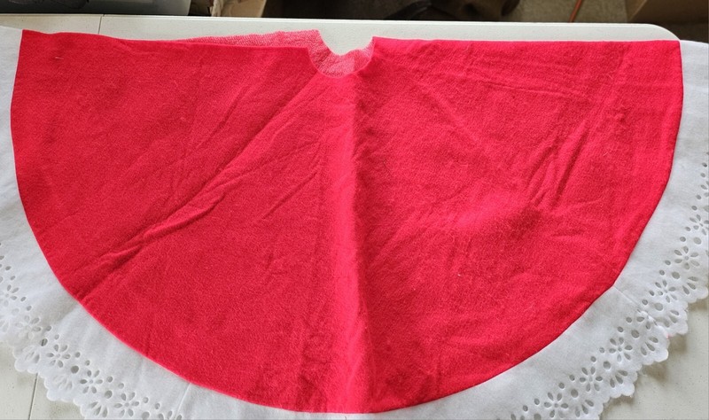 Large Red Christmas Tree Skirt 48" w/ White Lace Border