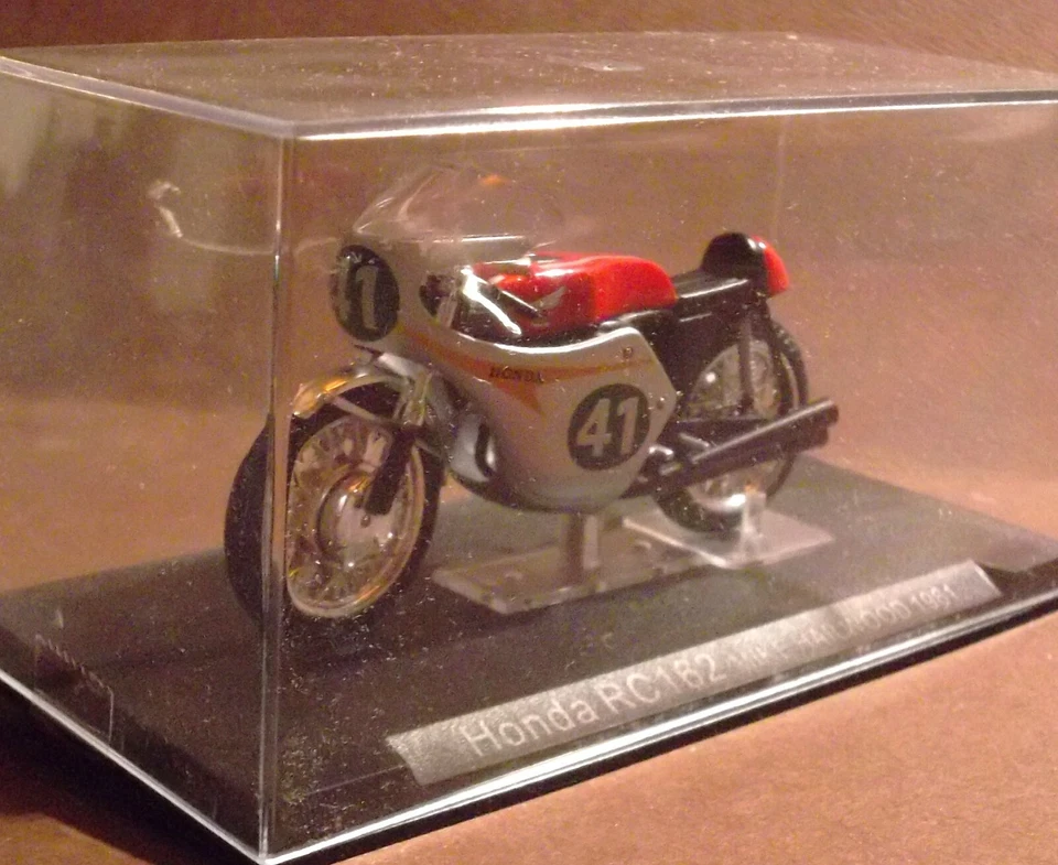 HONDA RC 162 - 1961 - scala 1:24 NUOVA CON BOX (EDICOLA) - Immagine 2 di 2