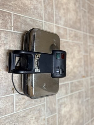 Vitantonio Premier Belgian Waffle Maker Waffler Iron Baker 1550 Non-Stick TESTED