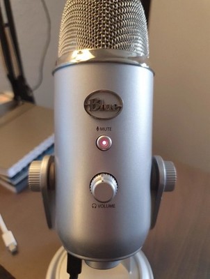 Blue Yeti USB-Mikrofon für PC Mac Gaming Aufnahme Streaming Podcasting Silber