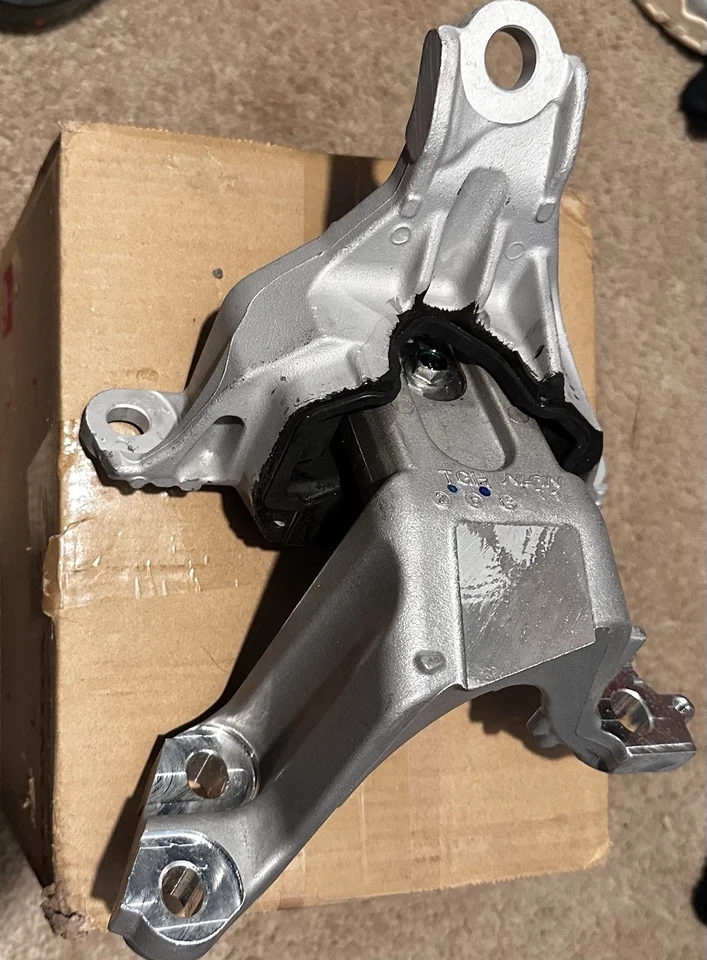 Honda Civic Type R 2017-2023 montaje motor delantero 50850-TGH-A02 Foto 3 de 3