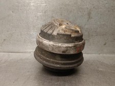 Support moteur Mercedes 208