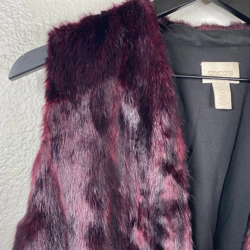 Chicos Chaleco de Piel Sintética Púrpura Negro Talla 0/S Mob Wife Corporativo Gótico Hada Oscura Foto 4 de 4