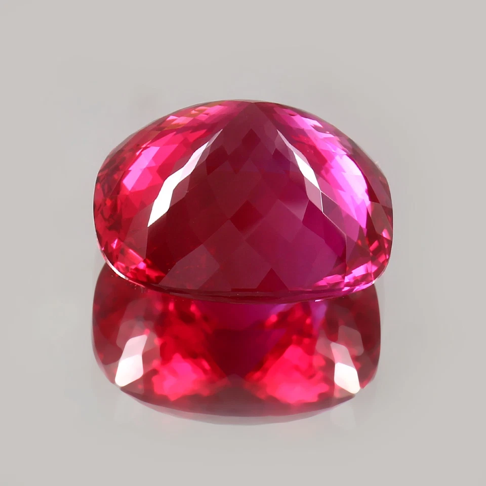 Museum Grade Natural Flawless Burma Ruby Loose Cushion Gemstone Cut 25x25 MM - Image 4 of 4