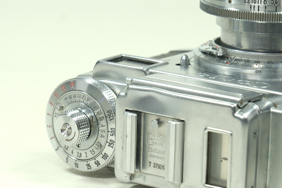 Zeiss Contax IIIa Rangefinder 35mm Film Camera Sonnar 50mm F2 Lens