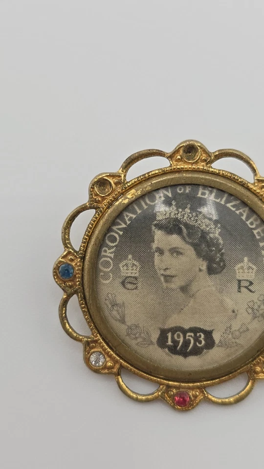 Queen Elizabeth II 1953 Coronation Brooch Missing Stones And Broken Pin - Image 3 of 4