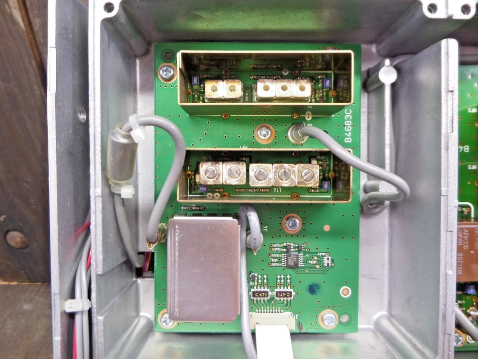 Icom IC-R8500 Shortwave Ham Radio Receiver 100 KHz - 1999.99 MHz NO WAY TO TEST! - Image 4 of 4