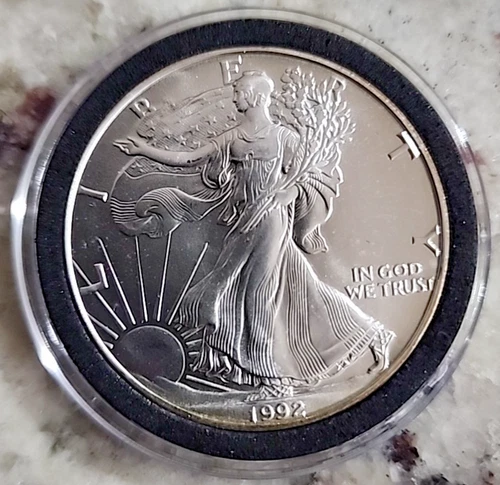 1992 American Silver Eagle Uncirculated 1oz .999 Fine Silver
