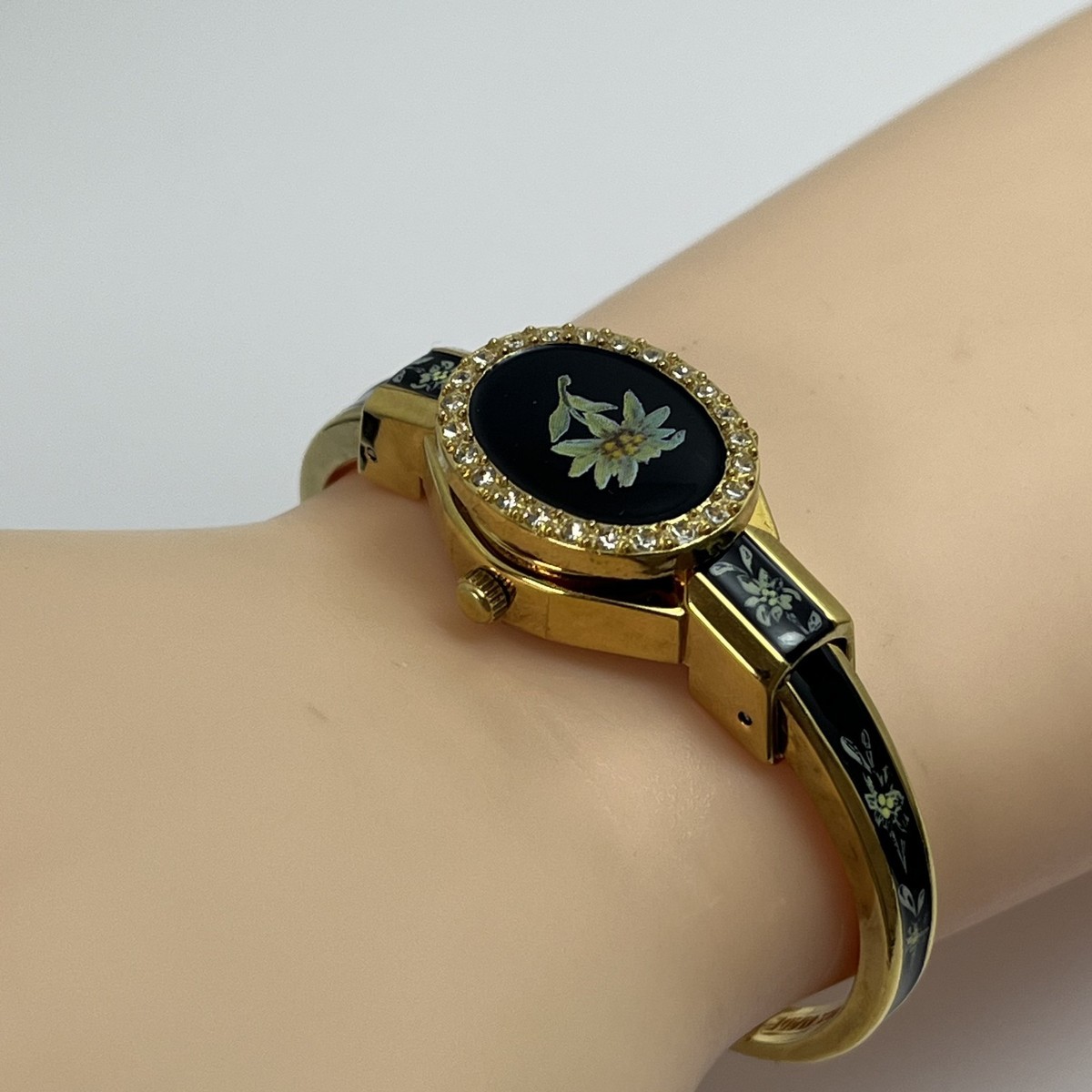 Andre Mouche Edelweiss Flower Bangle Quartz Swiss Made Ladies