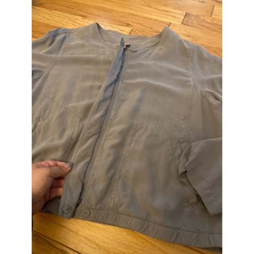 J. Jill, women's grey 100% silk, full zip with button overlap jacket size medium - Picture 3 of 10