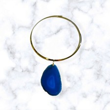 Blue agate pendant necklace