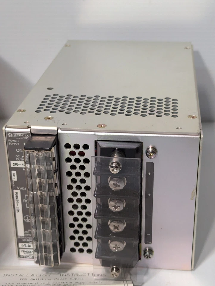 Fuente de alimentación TDK RAX24-12k, salida 12VDC@12A, 120/220-240VAC in Foto 2 de 4