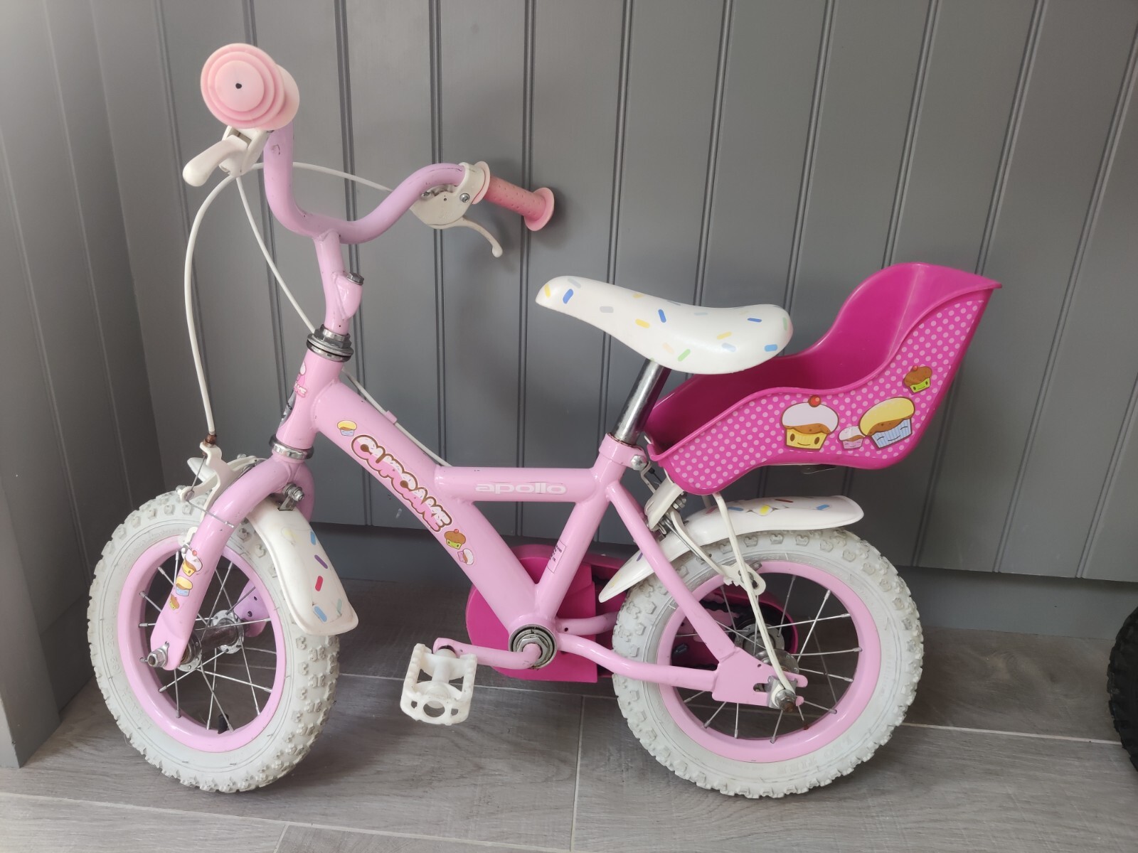 🚲 Girls Apollo Cupcake Bike. 12" Wheel With Stabilisers eBay
