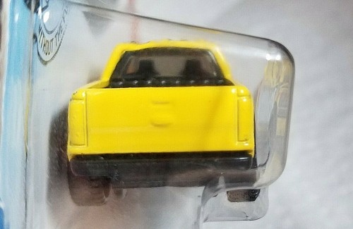 Hot Wheels 2020 HW Hot Trucks '16 FORD RANGER RAPTOR 5/10 YELLOW Race Car Toy - Picture 10 of 12