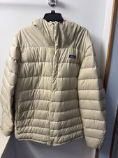 Patagonia Men's XL Hooded Puffer Jacket Beige Red Outdoor Winter Quilted