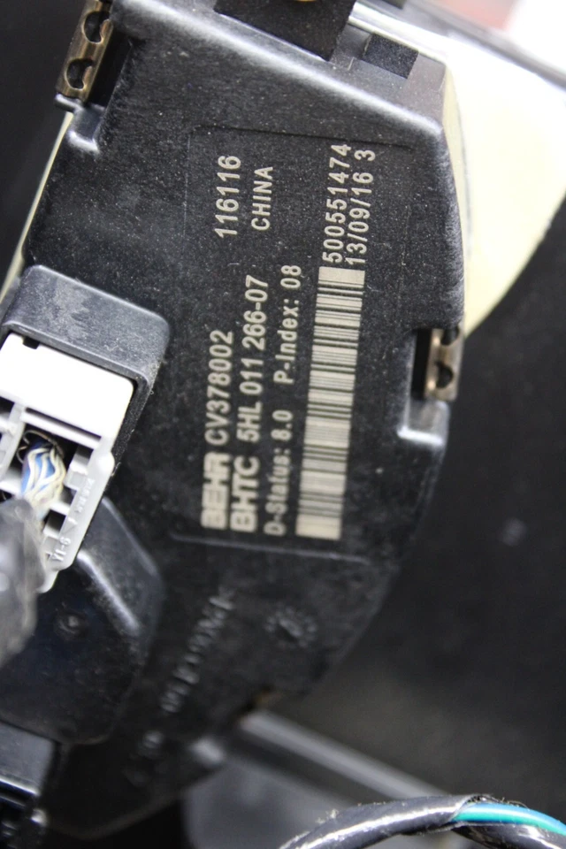 Dodge Charger Challenger 2014-2023 calefacción núcleo carcasa caja montaje motor Foto 4 de 4