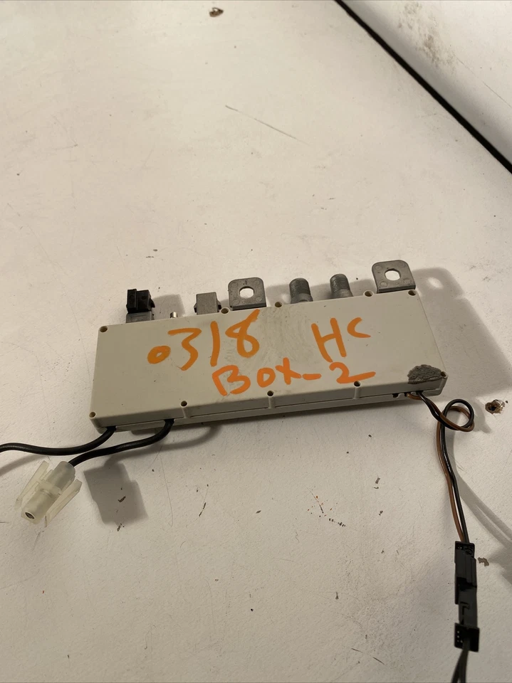 AMPLIFICADOR ANTENA RADIO BMW E39 528i 740I 1995 2001 8378090 OEM 200318 Foto 4 de 4