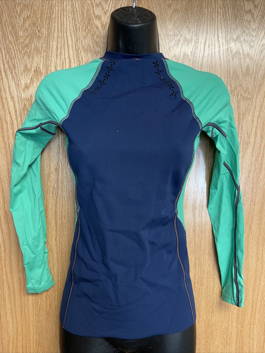 O'Neill Wetsuits Women's UV Protection WMS Basic Skins S/S Crew Rash Vest