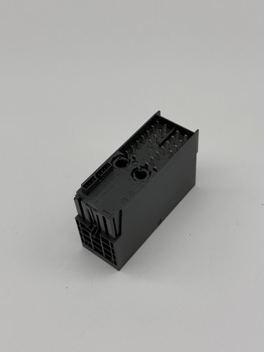Siemens Simatic S7 6ES7138-4FA05-0AB0 , 6ES7 138-4FA05-0AB0 - Bild 7 von 9