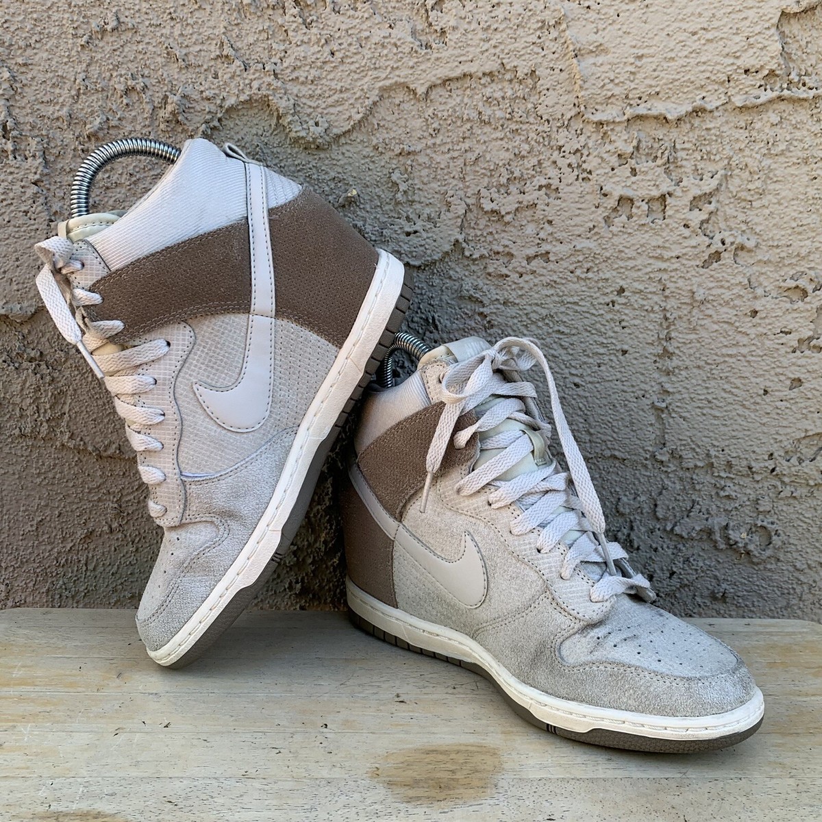 Nike Dunk Sky Hi Womens Size 6.5 Hidden Wedge Shoes Light Nike Dunk Sky Hi Womens Size 6.5 Hidden Wedge Shoes Light