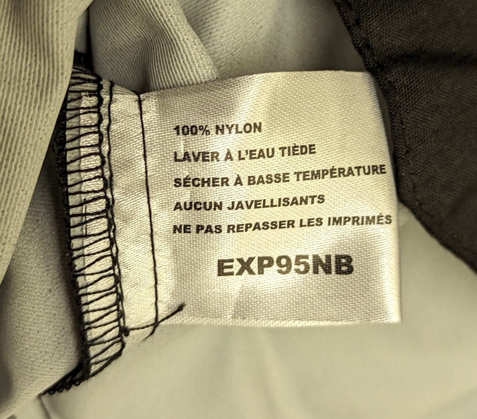 ALTRA Captain Fin Co. nuovo con etichette The Dish Coaches Giacca Nera Piccolo Cappotto Surf