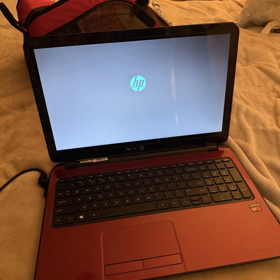 15.6 英寸对角线高清 BrightView WLED 背光触摸屏显示屏 (1366x768) — 第 3/3 张图片