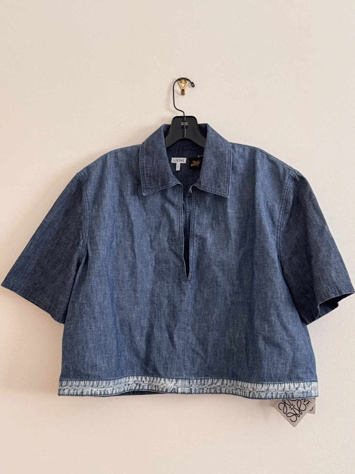 Loewe — NEW Loewe FR 42 Denim Blue Cropped Shirt Top Anagram Logo Cotton