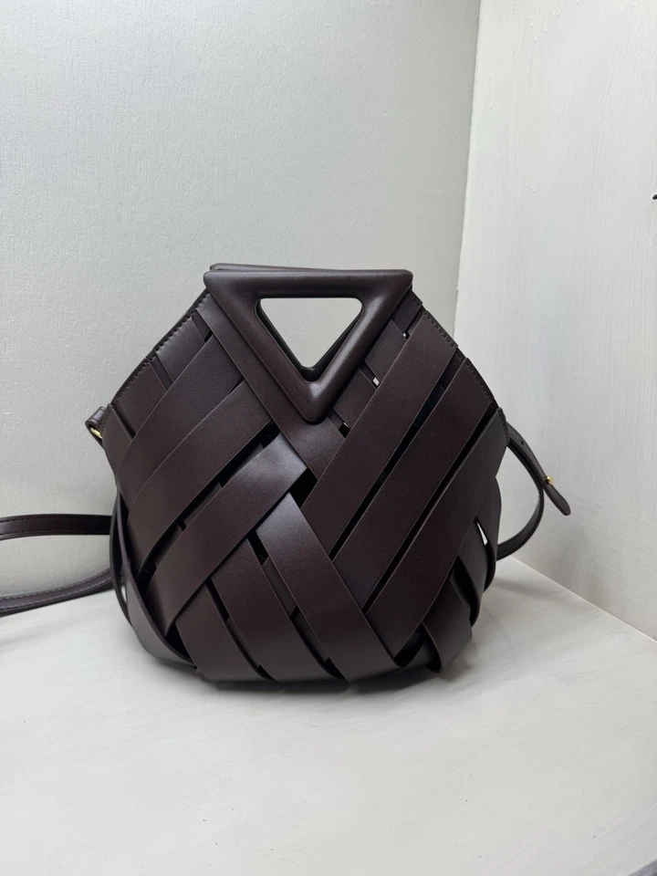 Bolso de Mano Verano Hill Natalie Tejido Geométrico Marrón Chocolate Cuero Vegano Foto 3 de 4