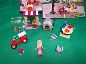 LEGO FRIENDS Stephanie's Pizzeria 41092 with instructions and box