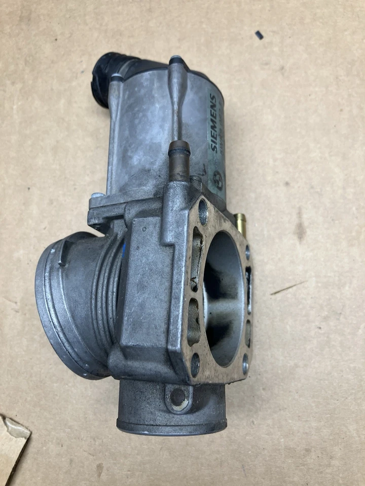 94-01 BMW E38 E31 850CI 750IL M73 CARROCERÍA ACELERADOR VÁLVULA 5WK9 Foto 4 de 4