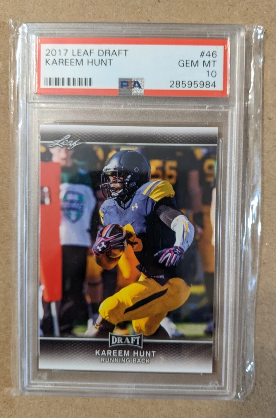 Kareem Hunt Leaf Draft #46 Base